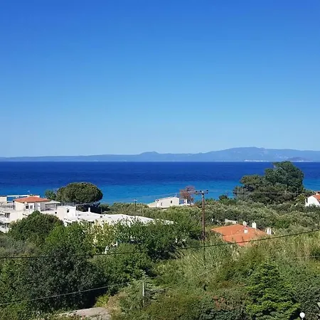 Christina's Panoramic View 波利克罗诺